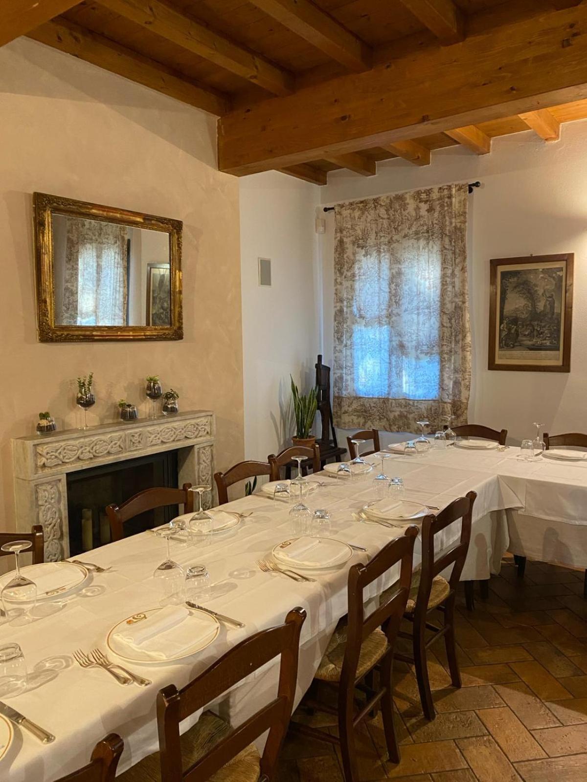 Locanda Corte Ruspecchio Quattro Castella Esterno foto